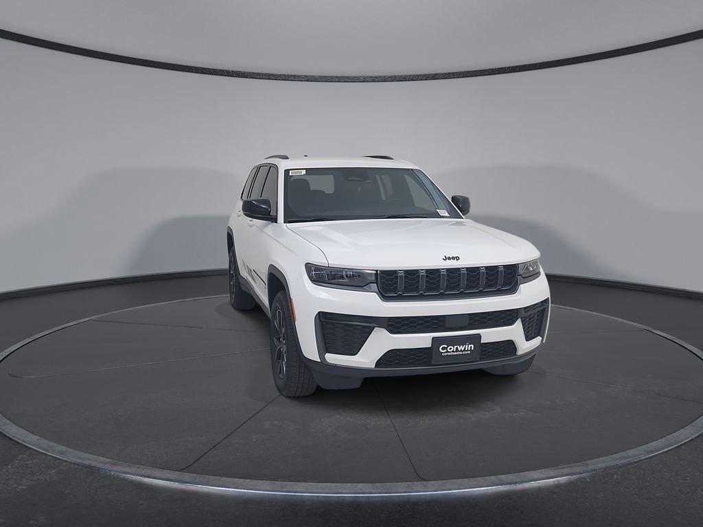 New 2026 Jeep Grand Cherokee Laredo image 3