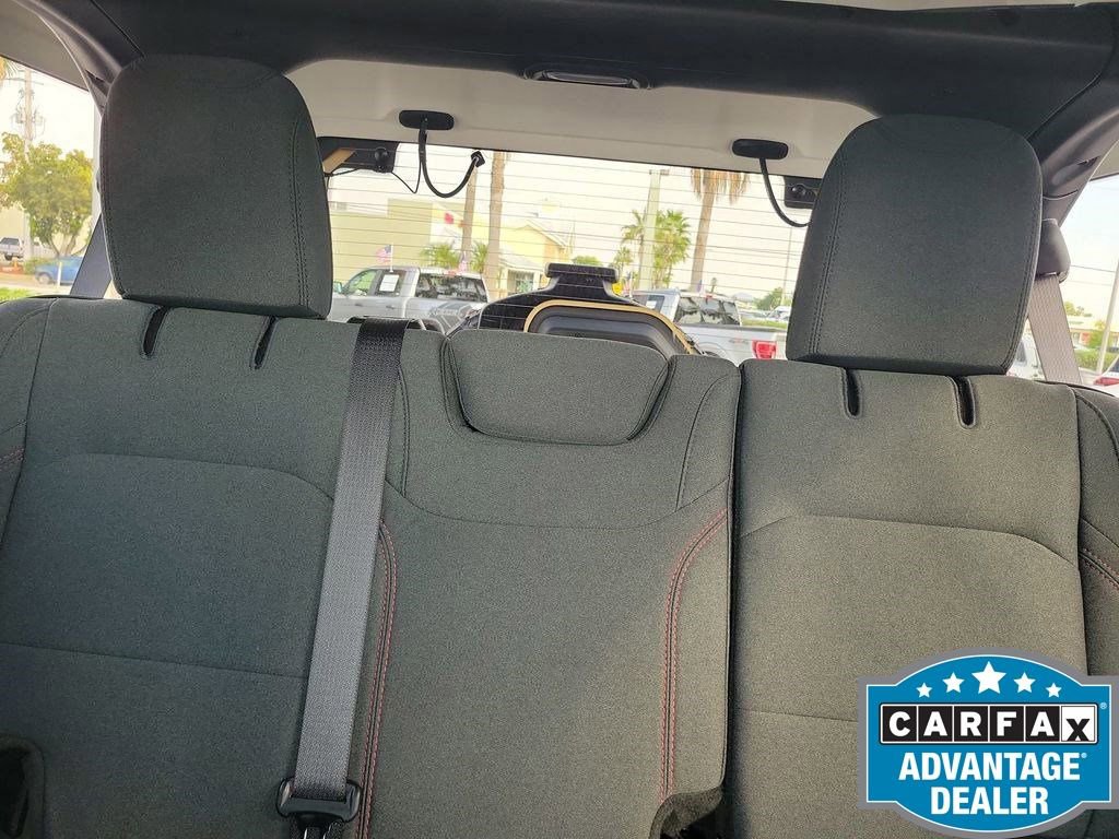 Used 2025 Jeep Wrangler Unlimited Rubicon w/ Steel Bumper Group image 15