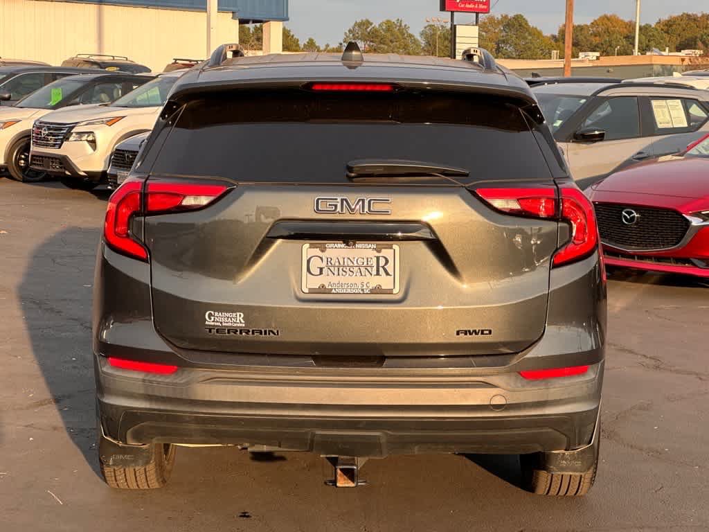 Used 2020 GMC Terrain SLE w/ Driver Convenience Package AWD/4WD image 4
