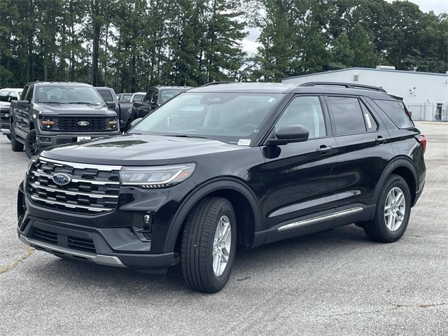 New 2025 Ford Explorer Active w/ Active Comfort Package image 24