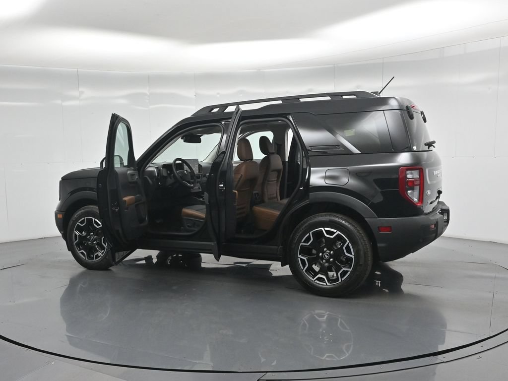 New 2026 Ford Bronco Sport Outer Banks w/ Outer Banks Tech Package+ AWD/4WD image 30