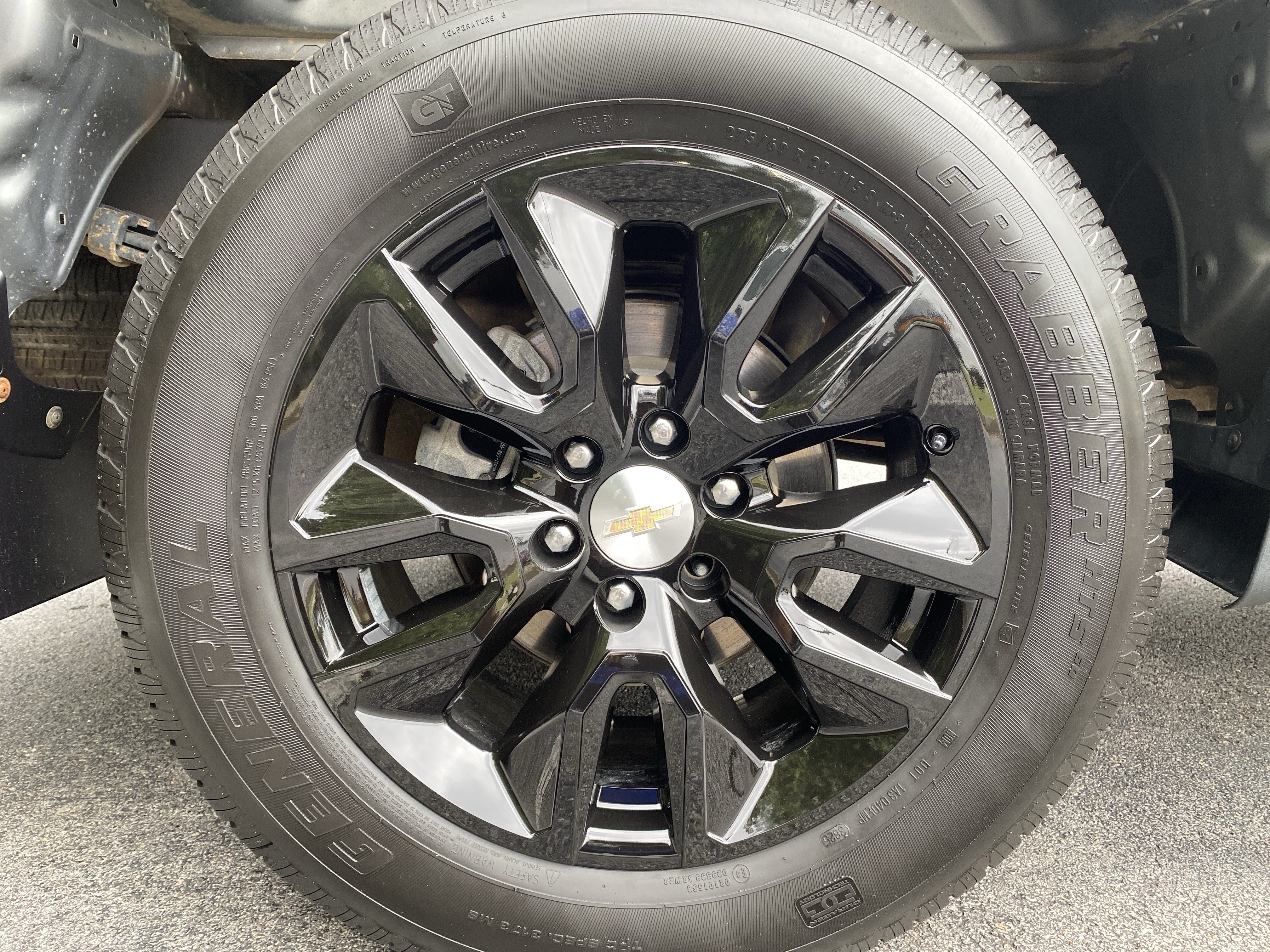 Used 2023 Chevrolet Silverado 1500 LT AWD/4WD image 41