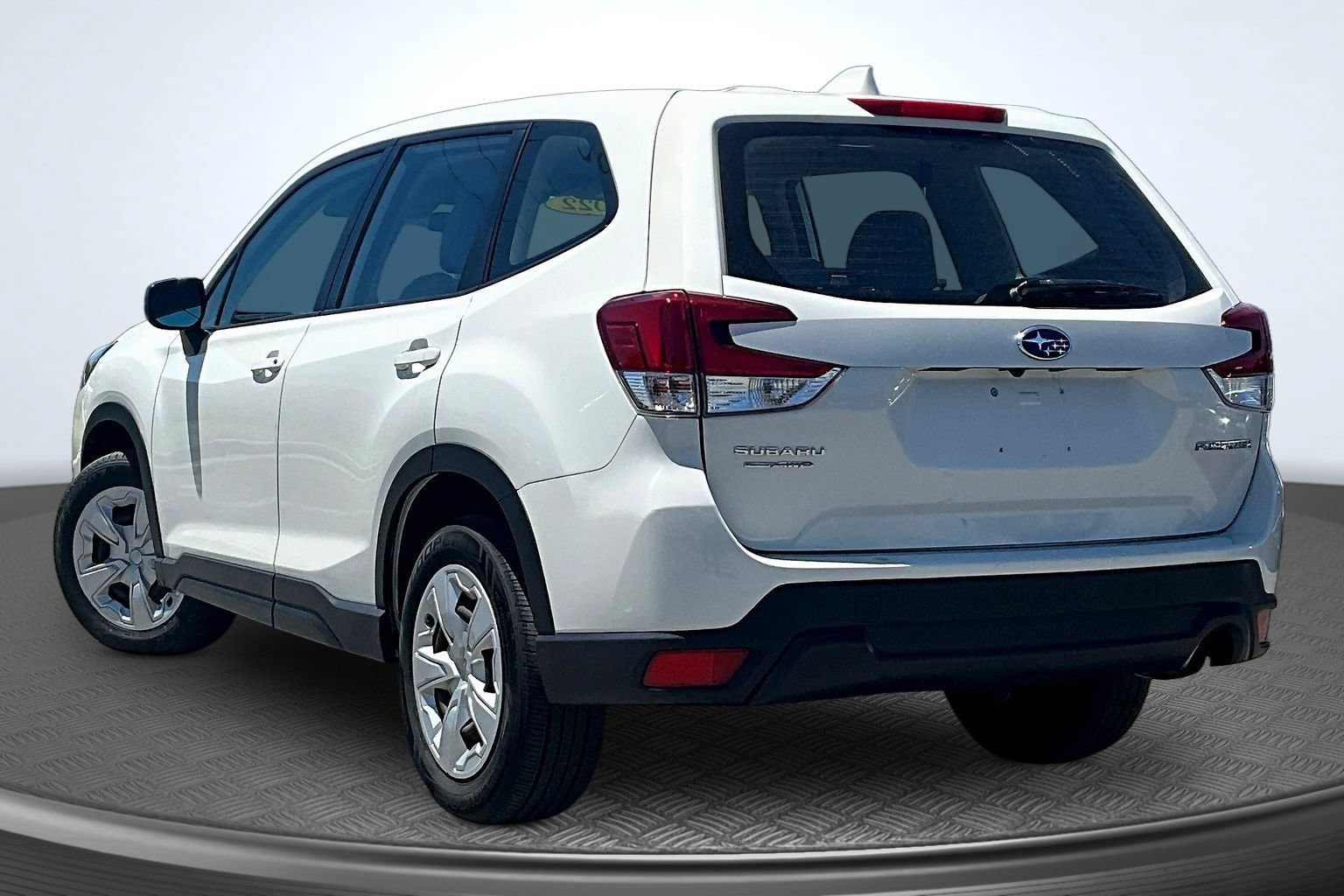 Used 2022 Subaru Forester AWD/4WD image 4