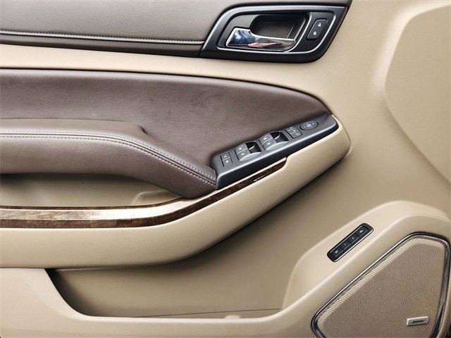 Used 2019 Chevrolet Tahoe LT w/ LT Signature Package image 23