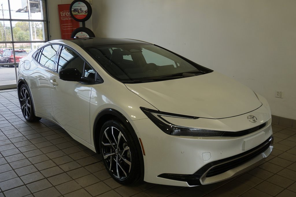New 2026 Toyota Prius Plug-In Hybrid image 2