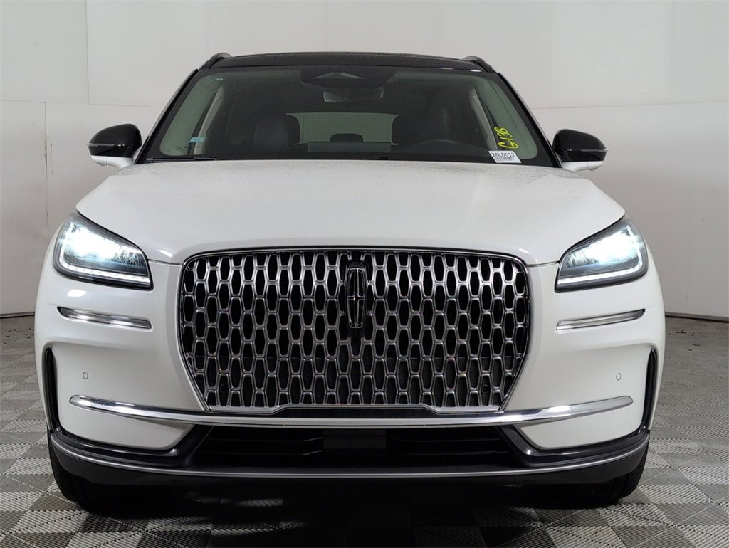 New 2026 Lincoln Corsair Premiere image 3