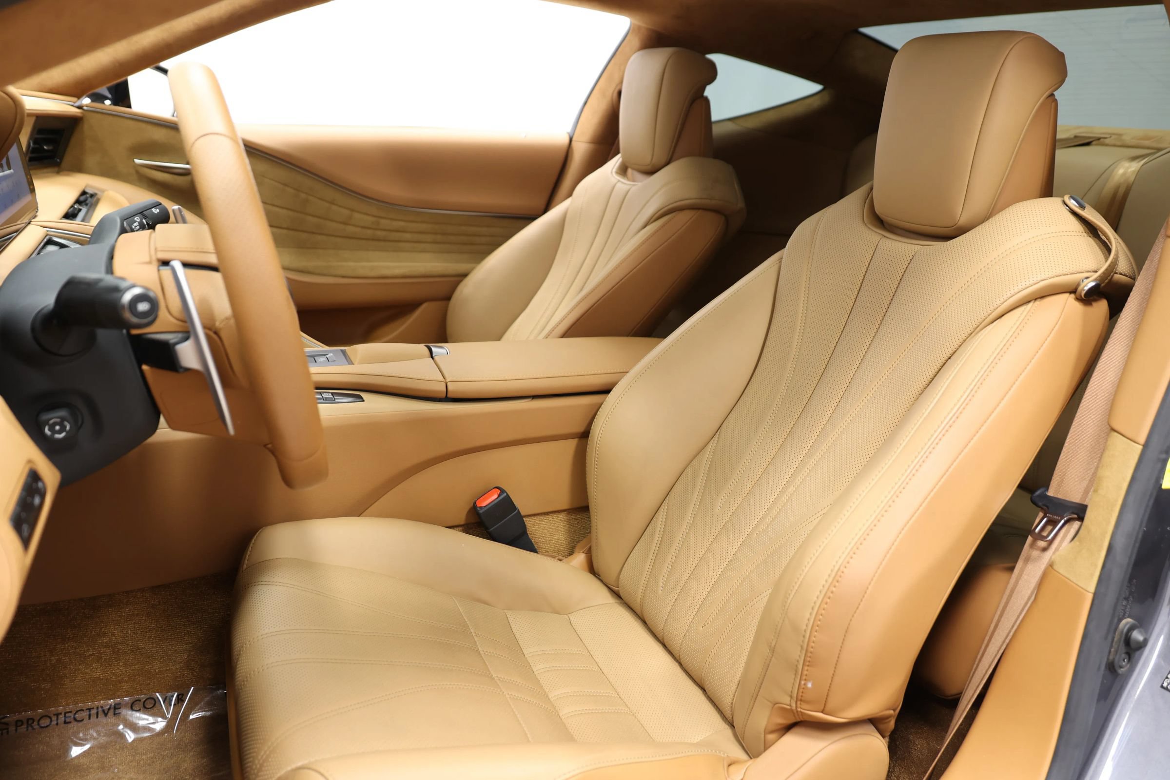 Used 2025 Lexus LC 500 Coupe w/ Touring Package RWD image 17
