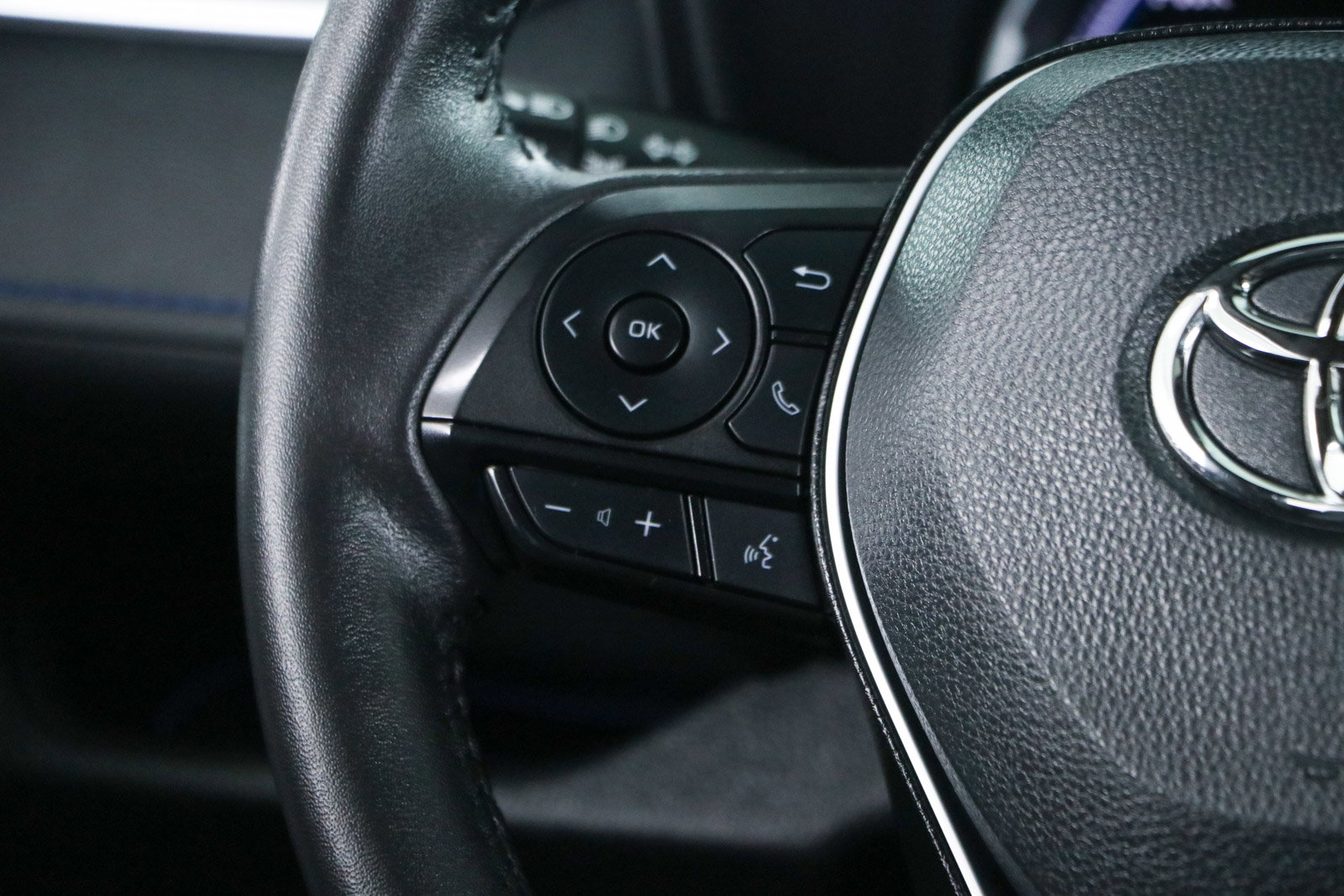 Used 2024 Toyota RAV4 XSE image 13