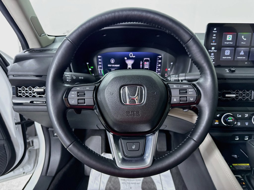 Used 2025 Honda Accord Touring image 12