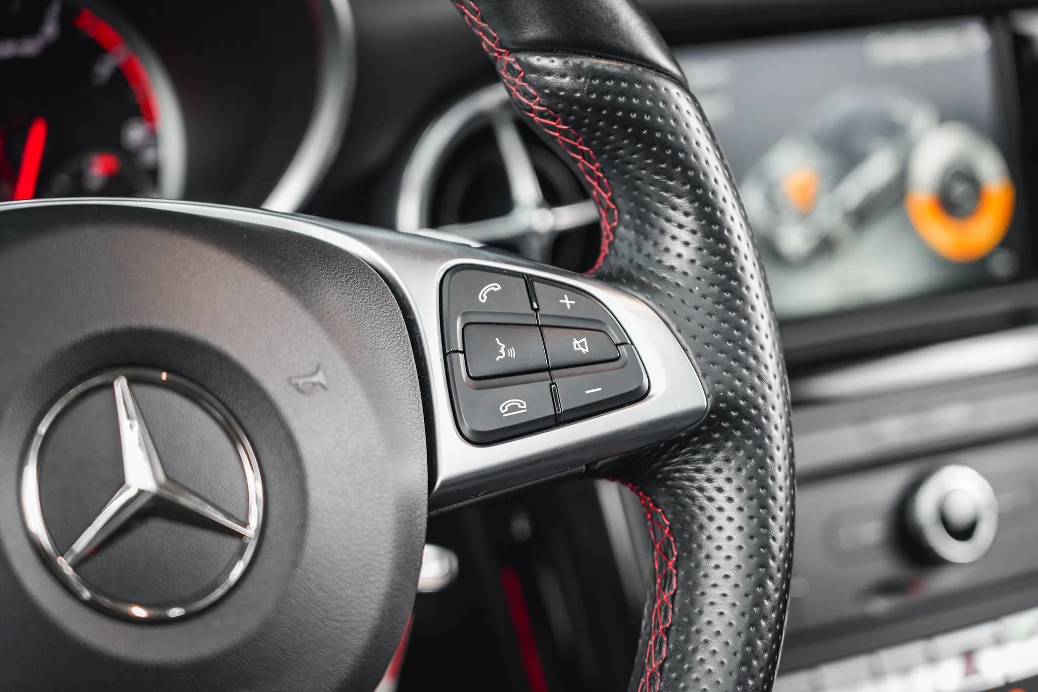 Used 2017 Mercedes-Benz SLC 43 AMG image 44