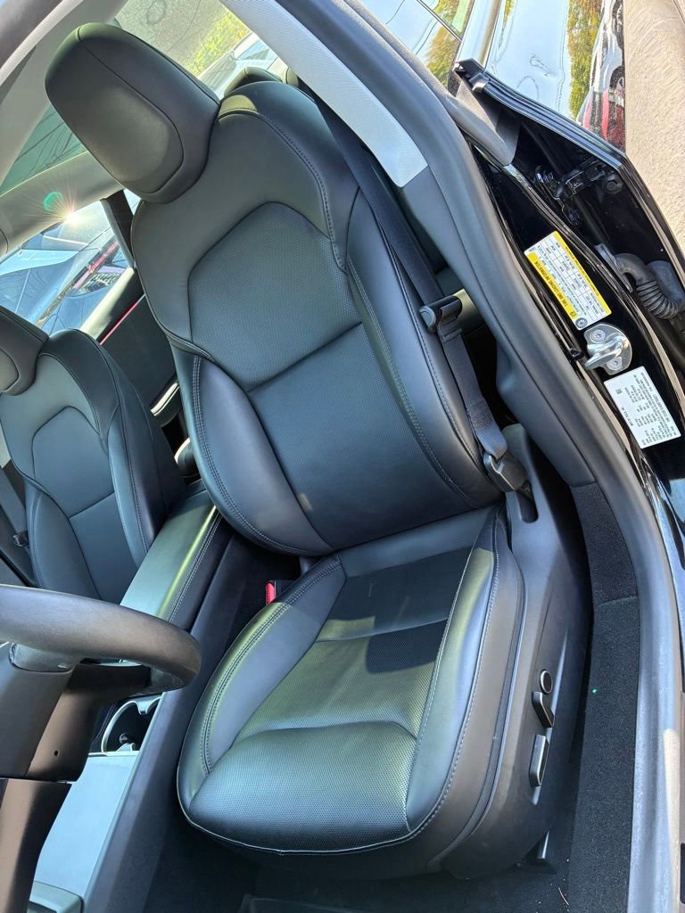 Used 2024 Tesla Model 3 Standard Range RWD image 18