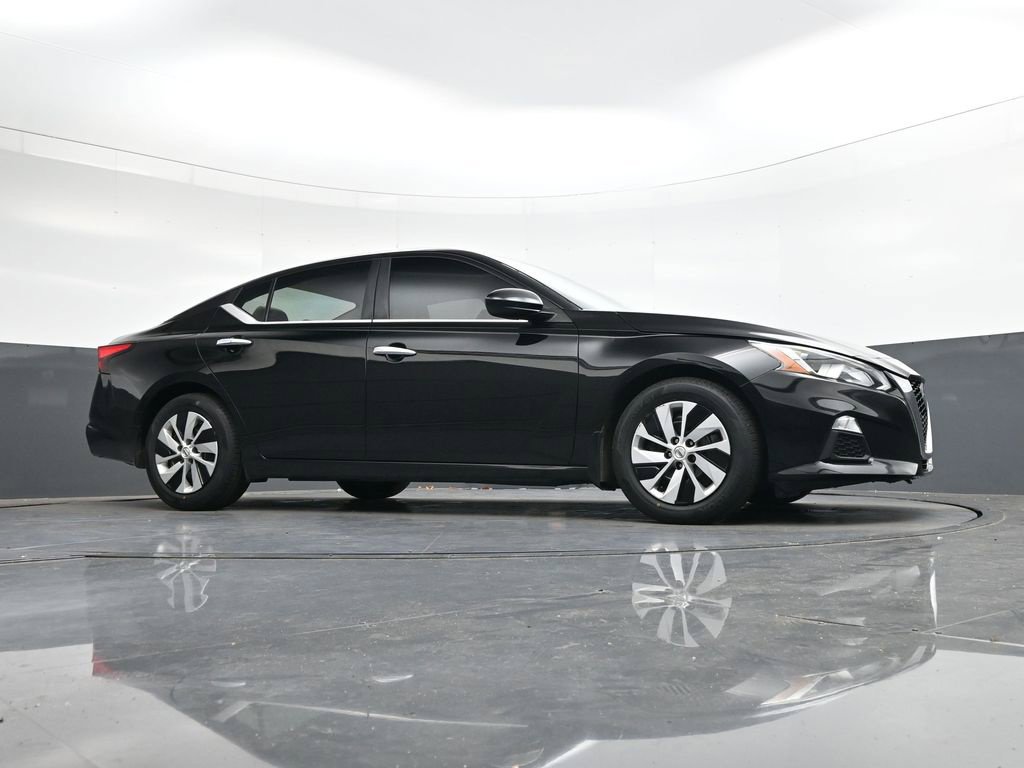 Used 2020 Nissan Altima 2.5 S FWD image 34