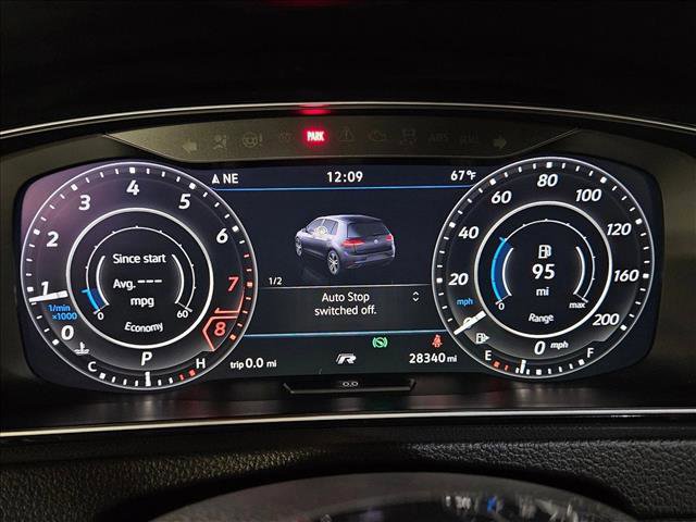 Used 2019 Volkswagen Golf 4-Door image 11