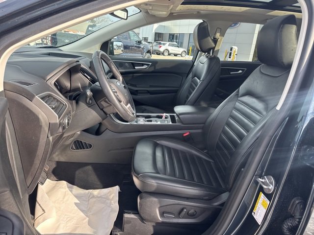 Used 2024 Ford Edge SEL w/ Convenience Package image 9
