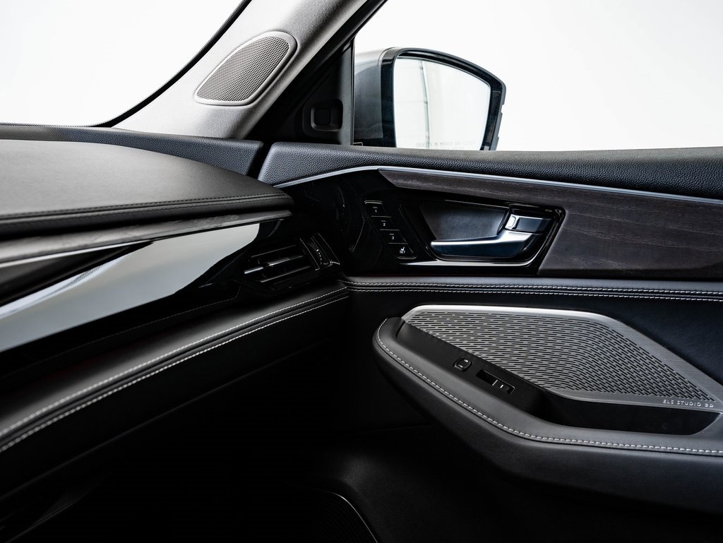 Certified 2023 Acura MDX SH-AWD w/ Advance Package image 40