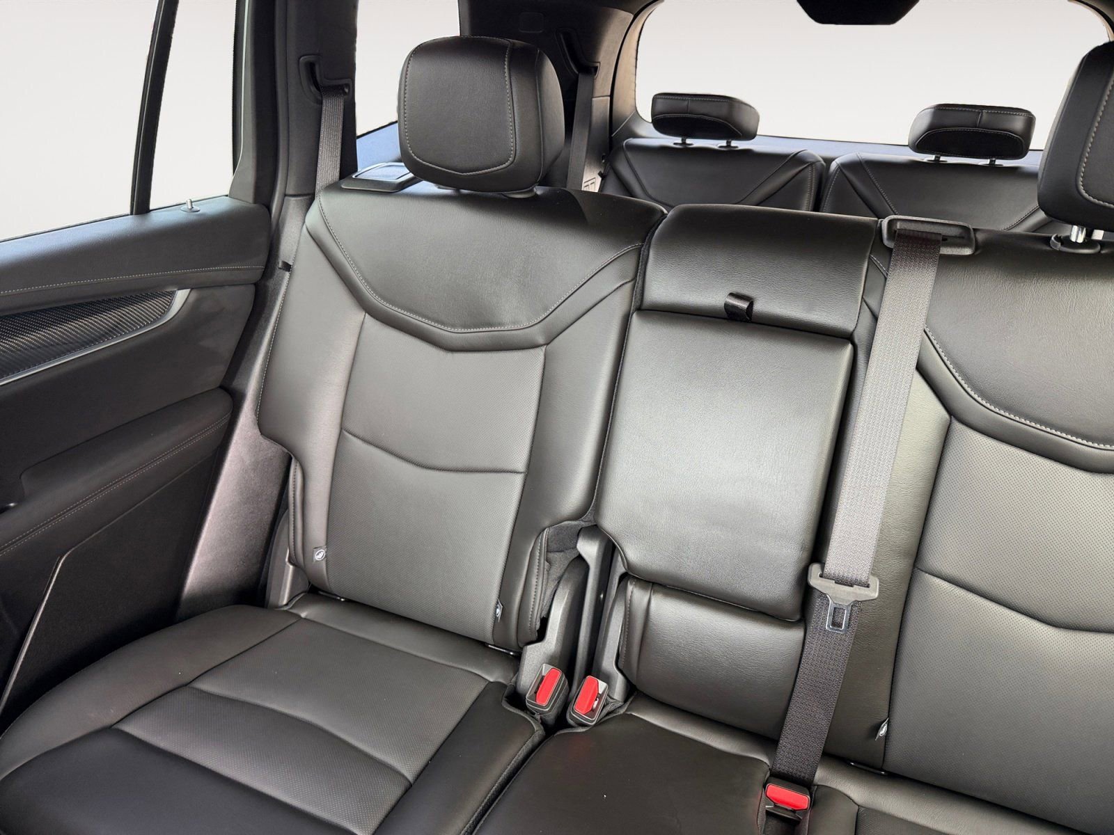 Used 2025 Cadillac XT6 Sport image 13