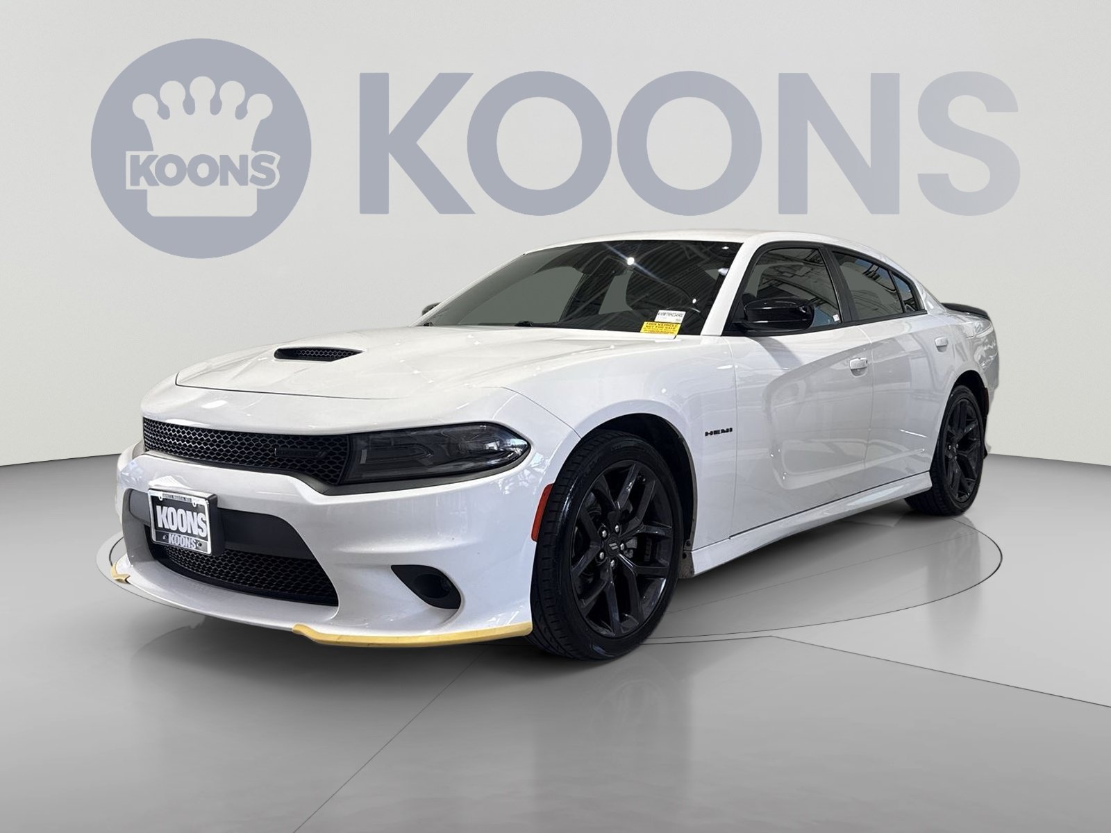 Used 2022 Dodge Charger R/T w/ Blacktop Package RWD image 1