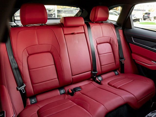 New 2026 Jaguar F-PACE R-Dynamic S image 24