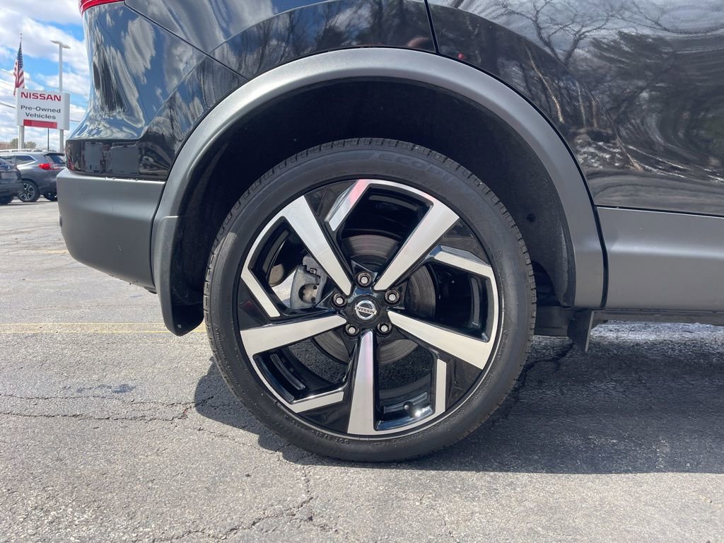 Certified 2022 Nissan Rogue Sport SL image 10