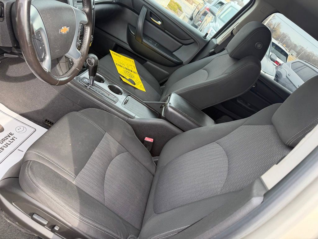 Used 2016 Chevrolet Traverse LT w/ Style and Technology Package image 26