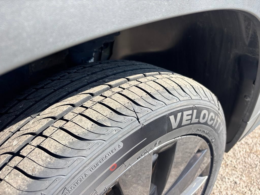 Certified 2023 Volkswagen Taos S FWD image 10