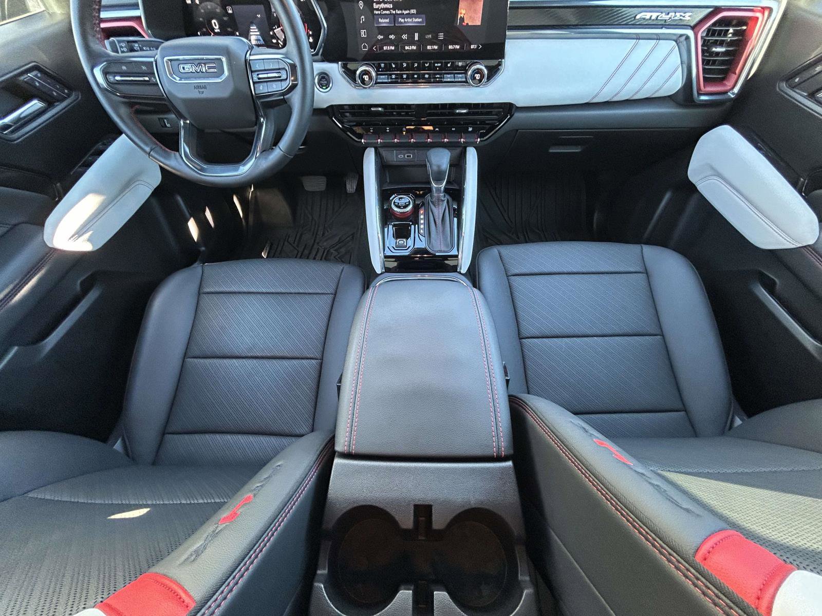 Used 2024 GMC Canyon AT4X image 14