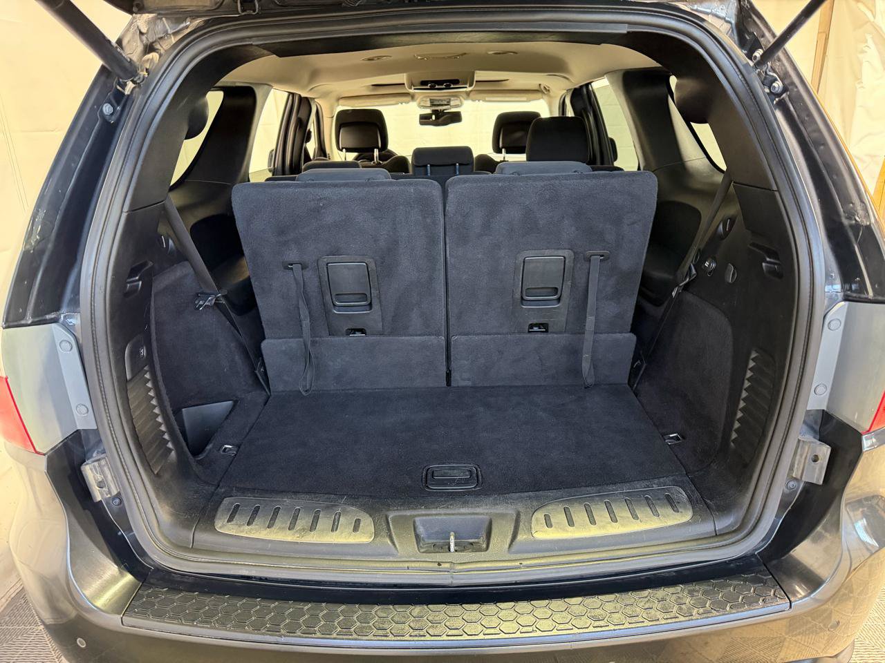 Used 2011 Dodge Durango Crew w/ Entry Nav/Commuter Group AWD/4WD image 19