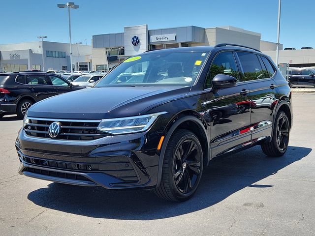Certified 2024 Volkswagen Tiguan SE R-Line AWD/4WD image 4