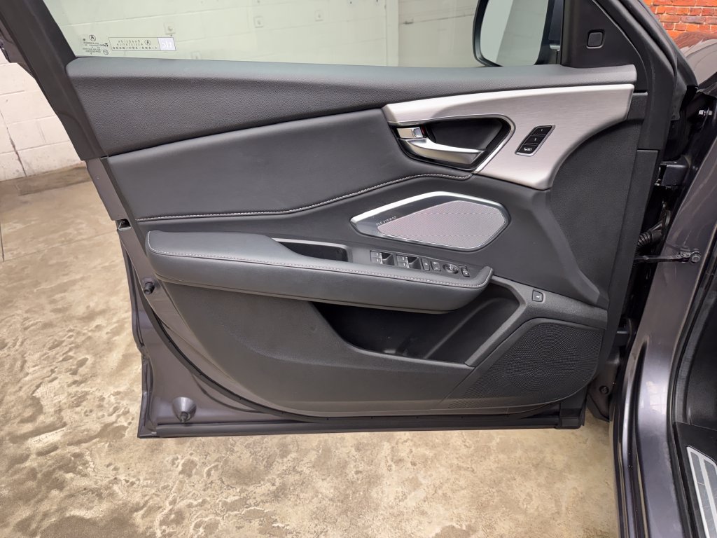 Used 2020 Acura RDX w/ Technology Package AWD/4WD image 11