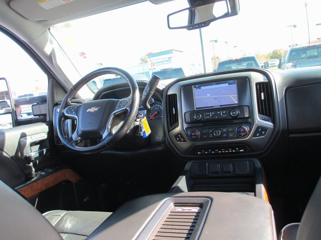 Used 2019 Chevrolet Silverado 2500 High Country w/ Duramax Plus Package image 26