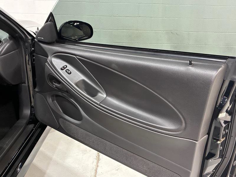 Used 2003 Ford Mustang Cobra RWD image 19