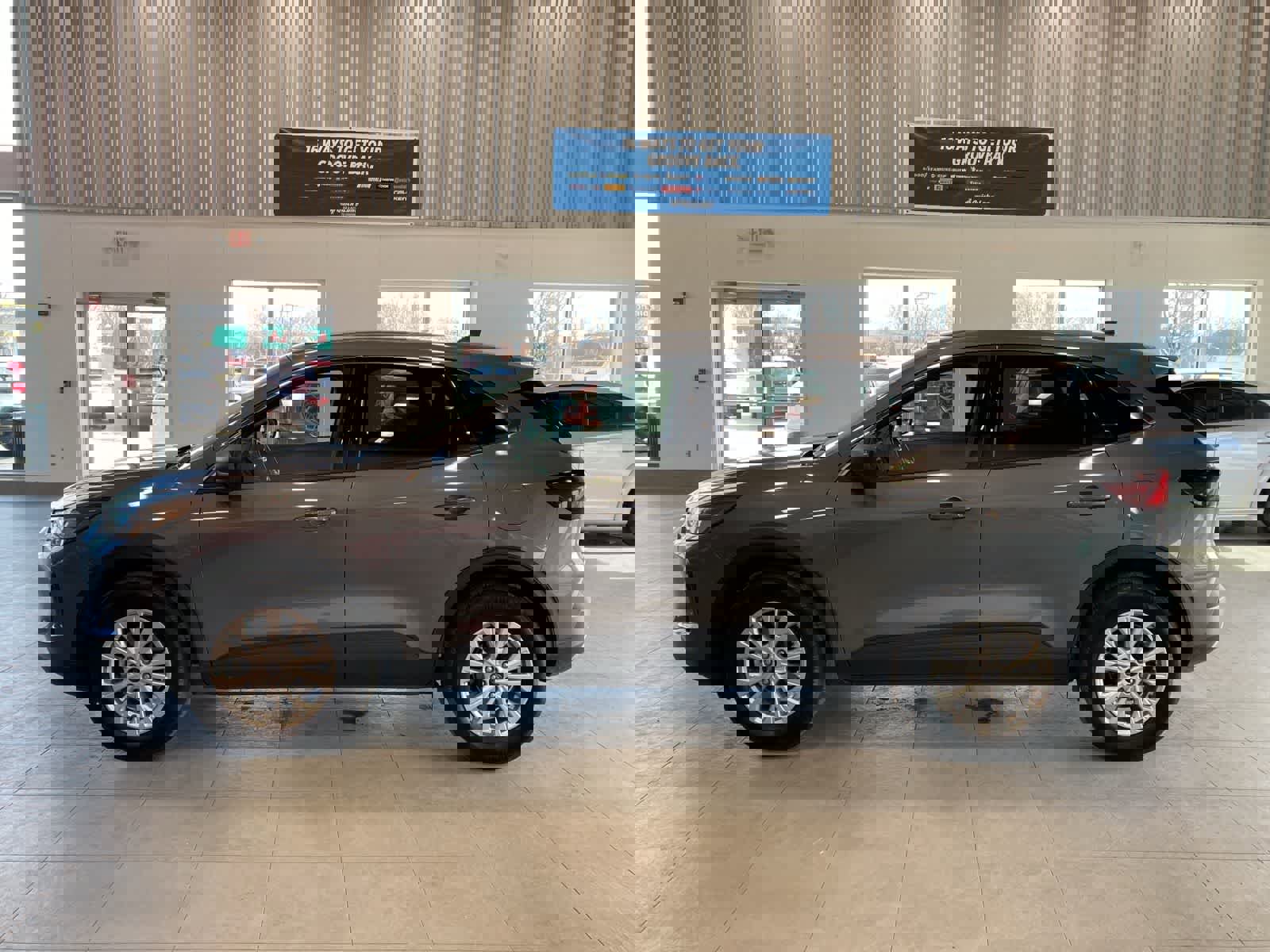 Used 2023 Ford Escape Active image 2