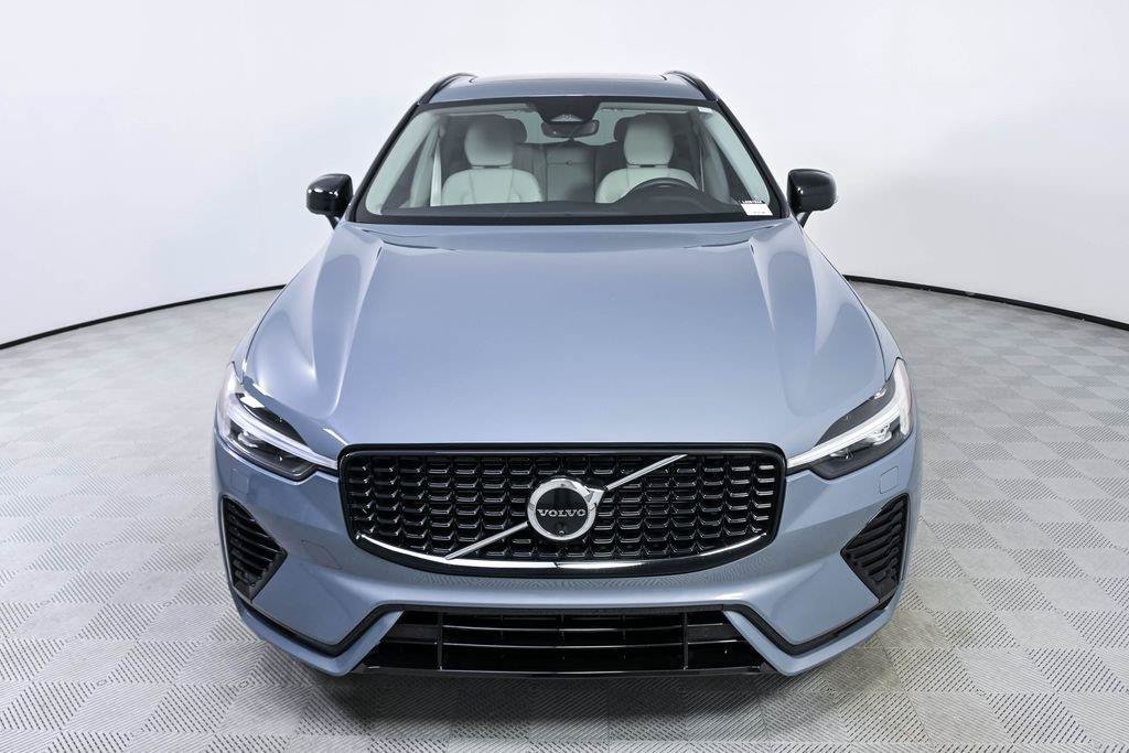 Certified 2024 Volvo XC60 T8 Plus w/ Protection Package Premier AWD/4WD image 36