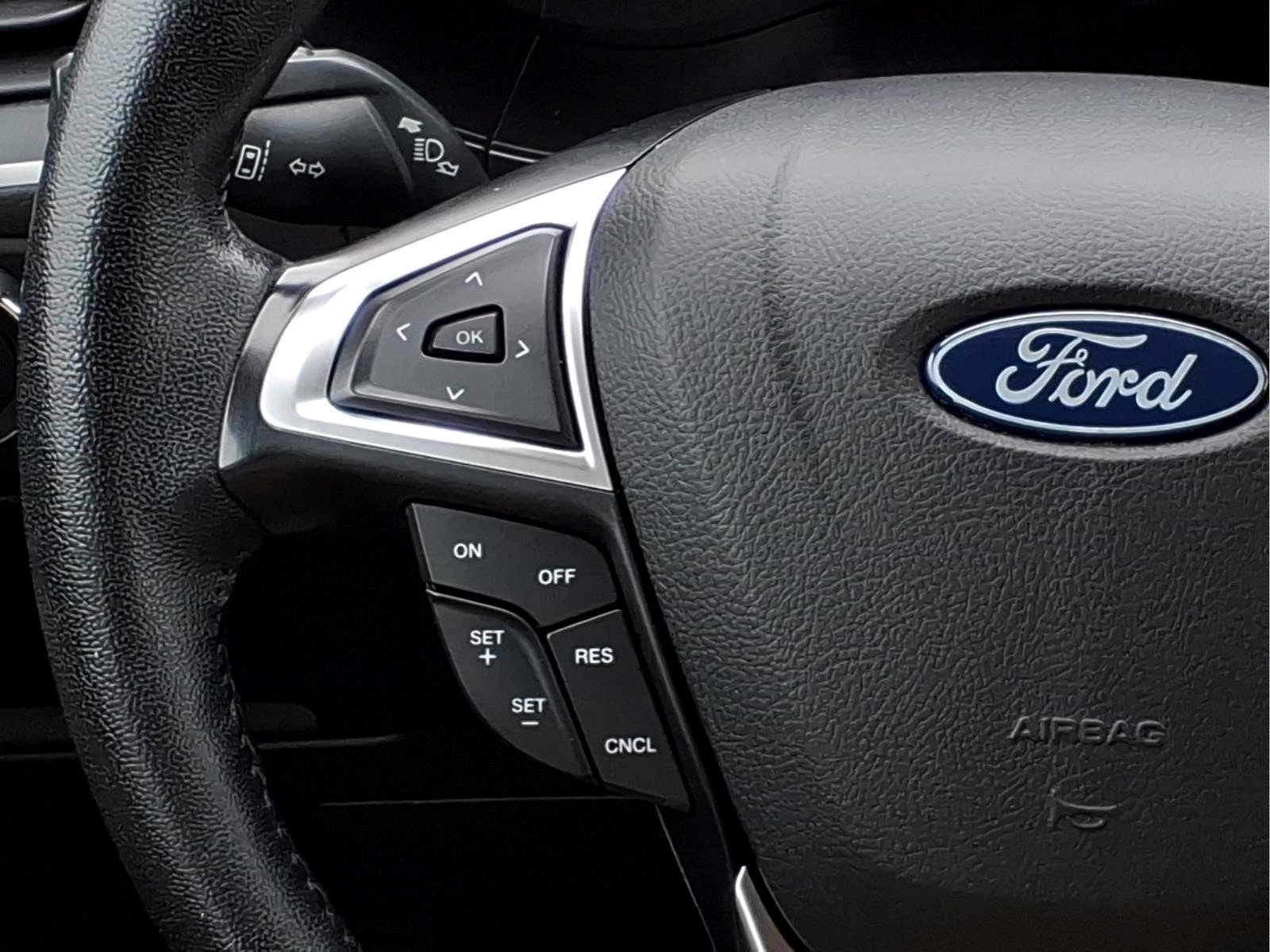 Used 2023 Ford Edge SEL AWD/4WD image 10