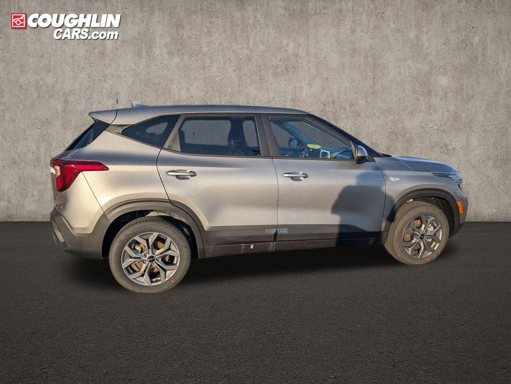 New 2026 Kia Seltos LX image 8