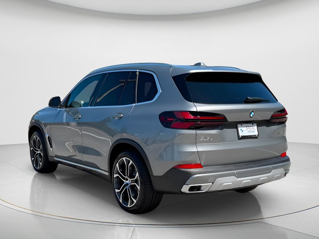 New 2026 BMW X5 xDrive40i w/ Premium Package AWD/4WD image 7