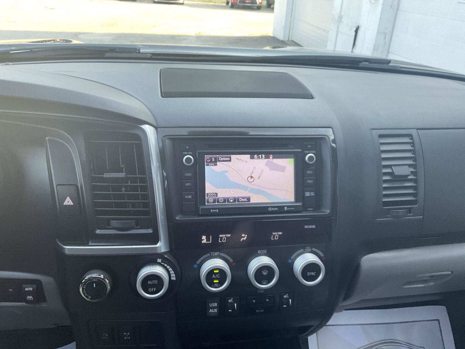Used 2018 Toyota Sequoia SR5 w/ Premium Package AWD/4WD image 17