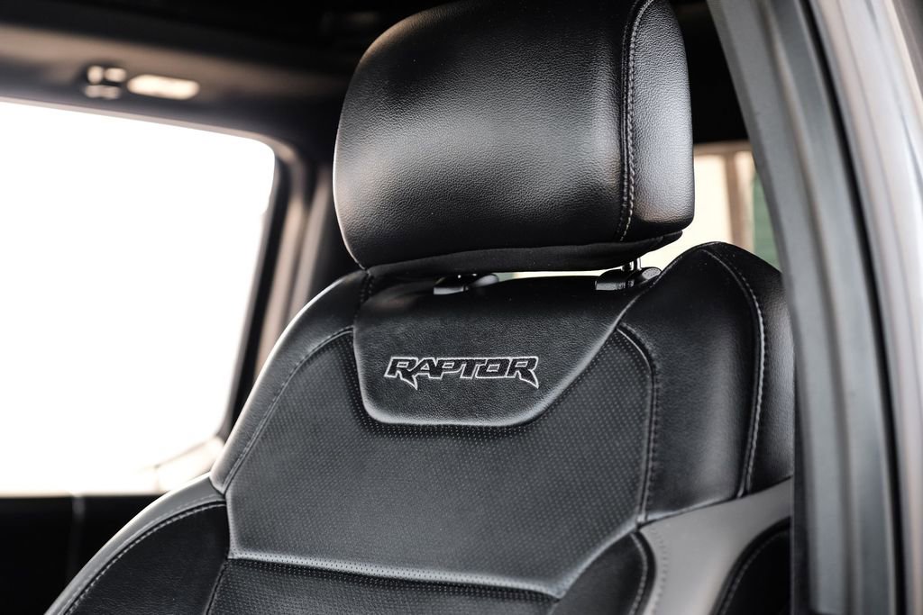 Used 2017 Ford F150 Raptor w/ Equipment Group 802A Luxury image 37