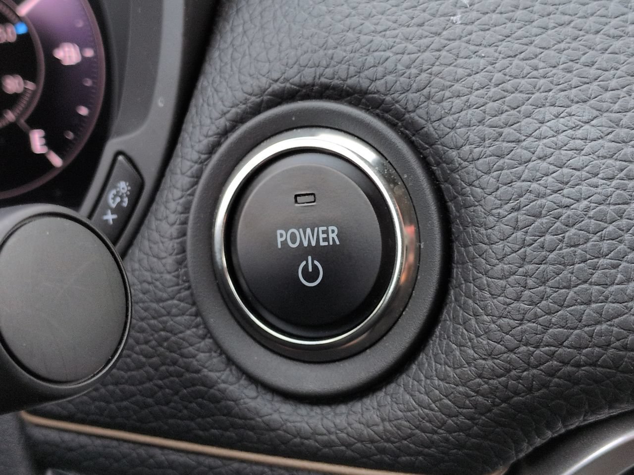 Used 2025 MAZDA CX-90 Plug-In Hybrid w/ Preferred AWD/4WD image 30