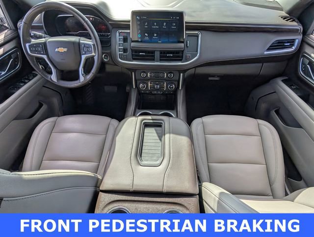 Used 2022 Chevrolet Suburban LT w/ Luxury Package image 8