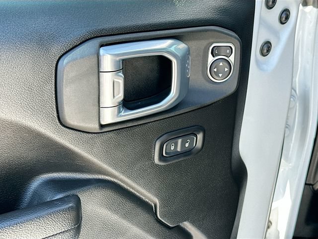 Used 2022 Jeep Wrangler Unlimited Sport AWD/4WD image 18