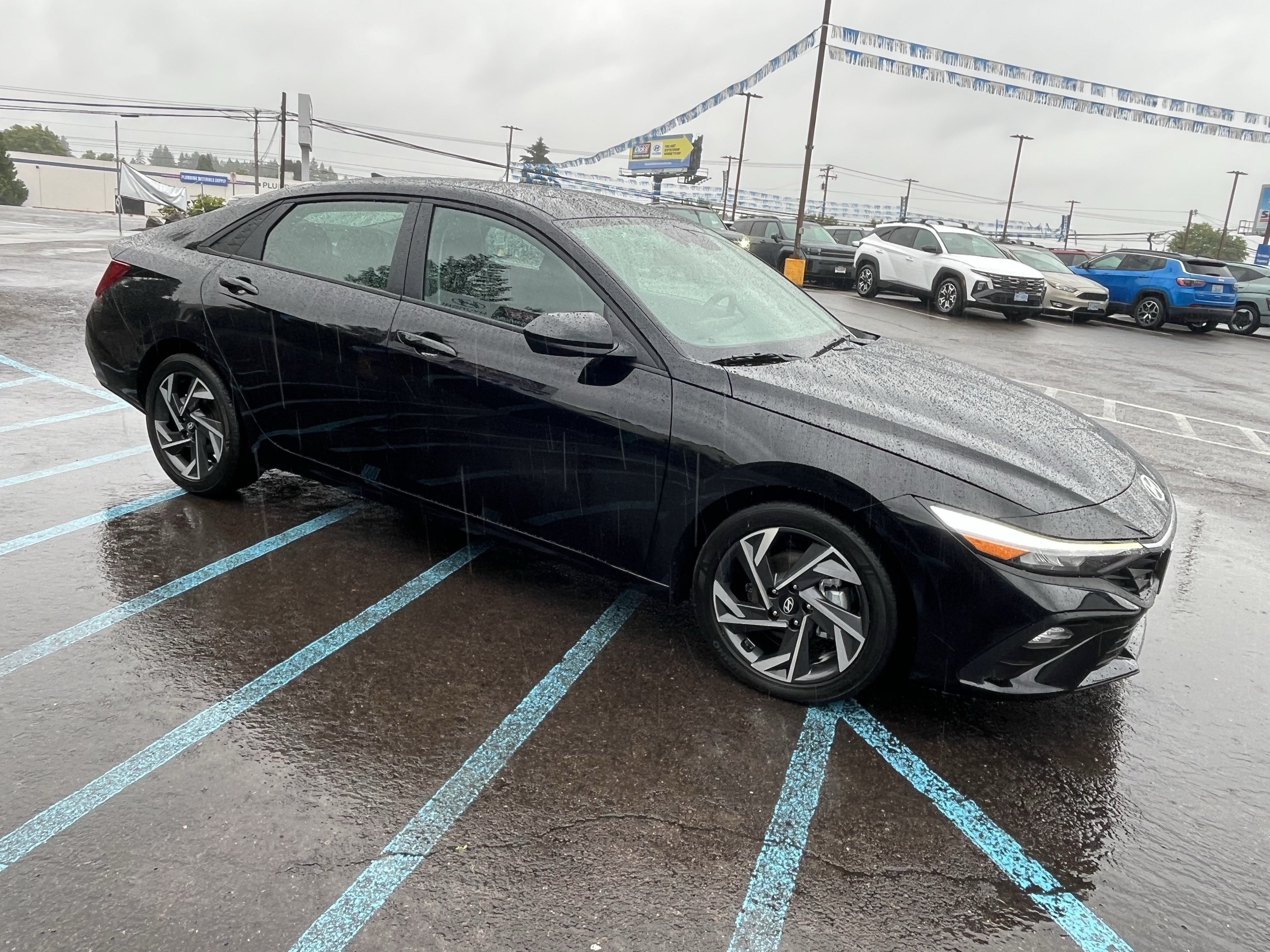 Used 2025 Hyundai Elantra SEL FWD image 7