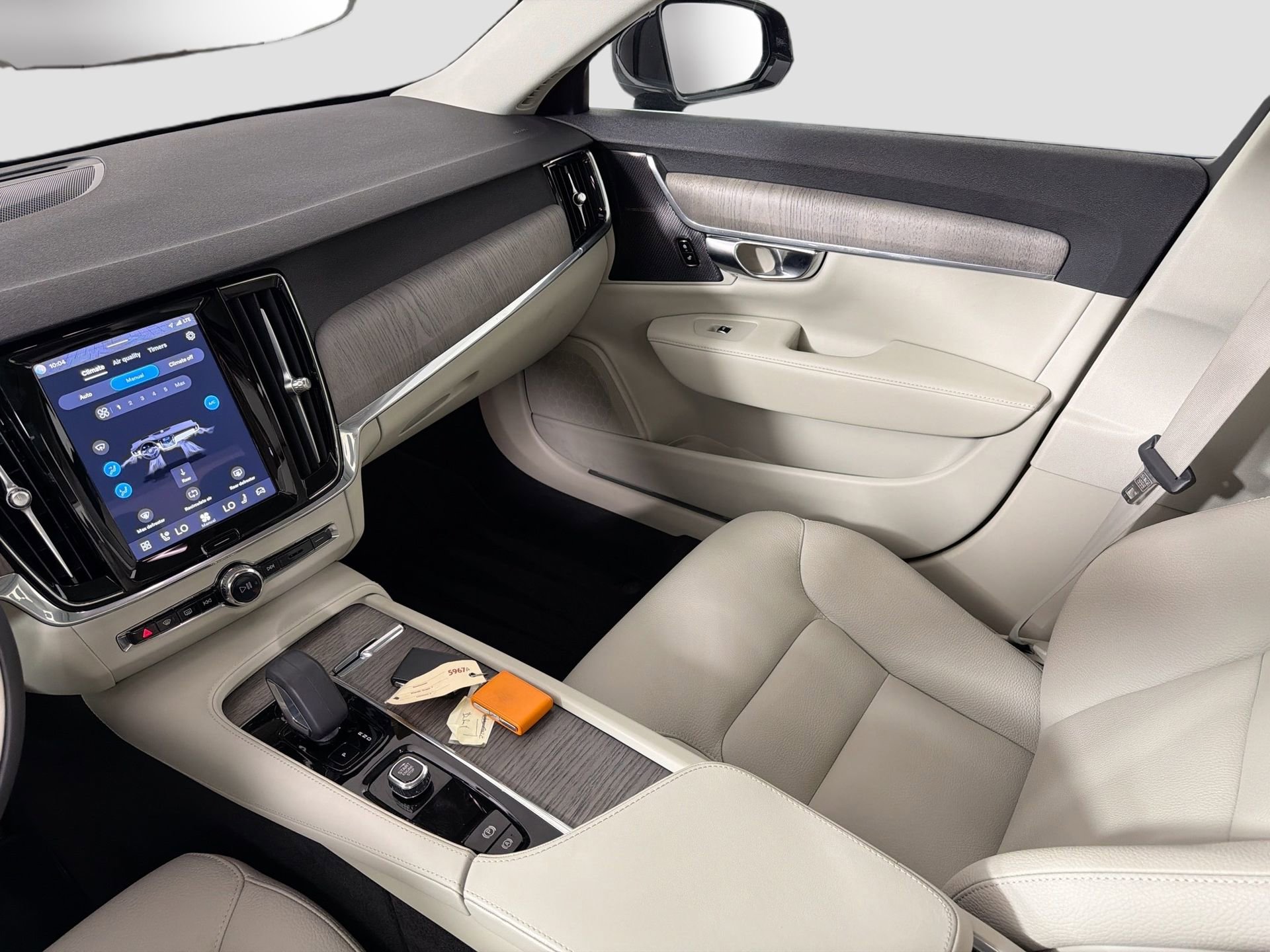 Certified 2023 Volvo S90 B6 Plus w/ Protection Package Premier image 25