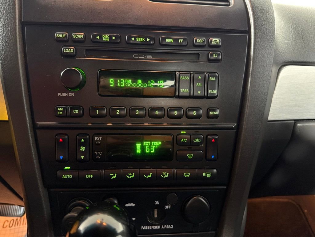 Used 2002 Ford Thunderbird RWD image 21