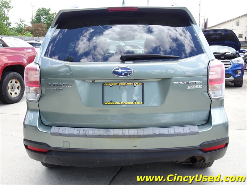 Used 2017 Subaru Forester 2.5i Premium w/ Popular Package #2A AWD/4WD image 7