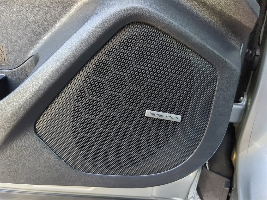 Used 2020 Subaru Ascent Limited w/ Technology Package image 19