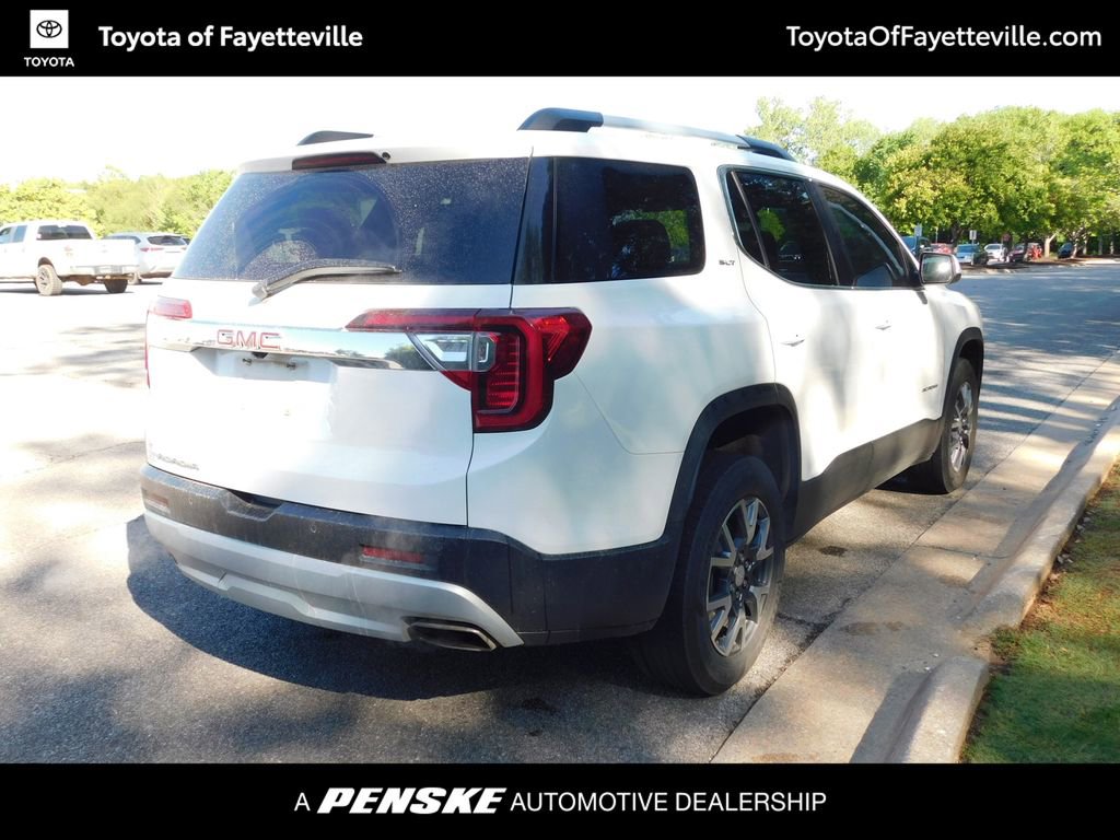 Used 2023 GMC Acadia SLT w/ Preferred Package FWD image 10