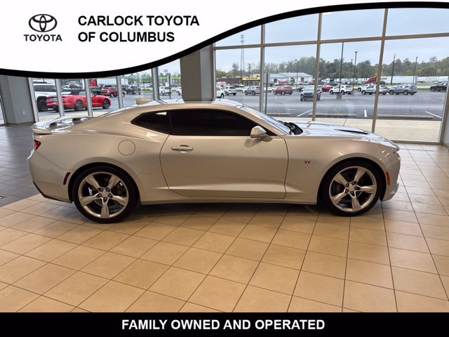 Used 2017 Chevrolet Camaro SS RWD image 7