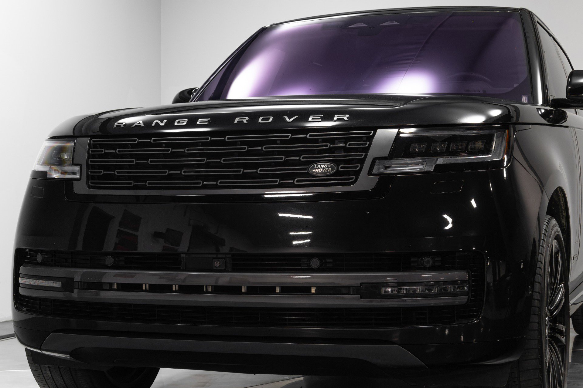 Used 2023 Land Rover Range Rover Long Wheelbase Autobiography image 74