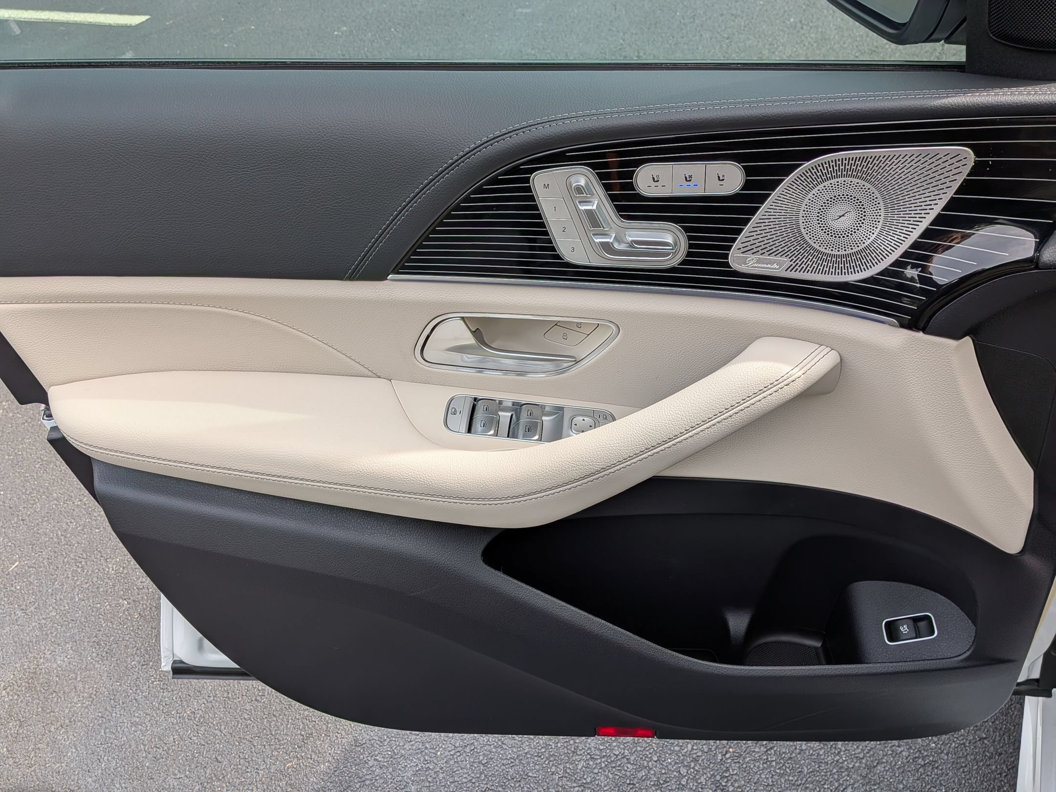 New 2026 Mercedes-Benz GLE 580 4MATIC image 14